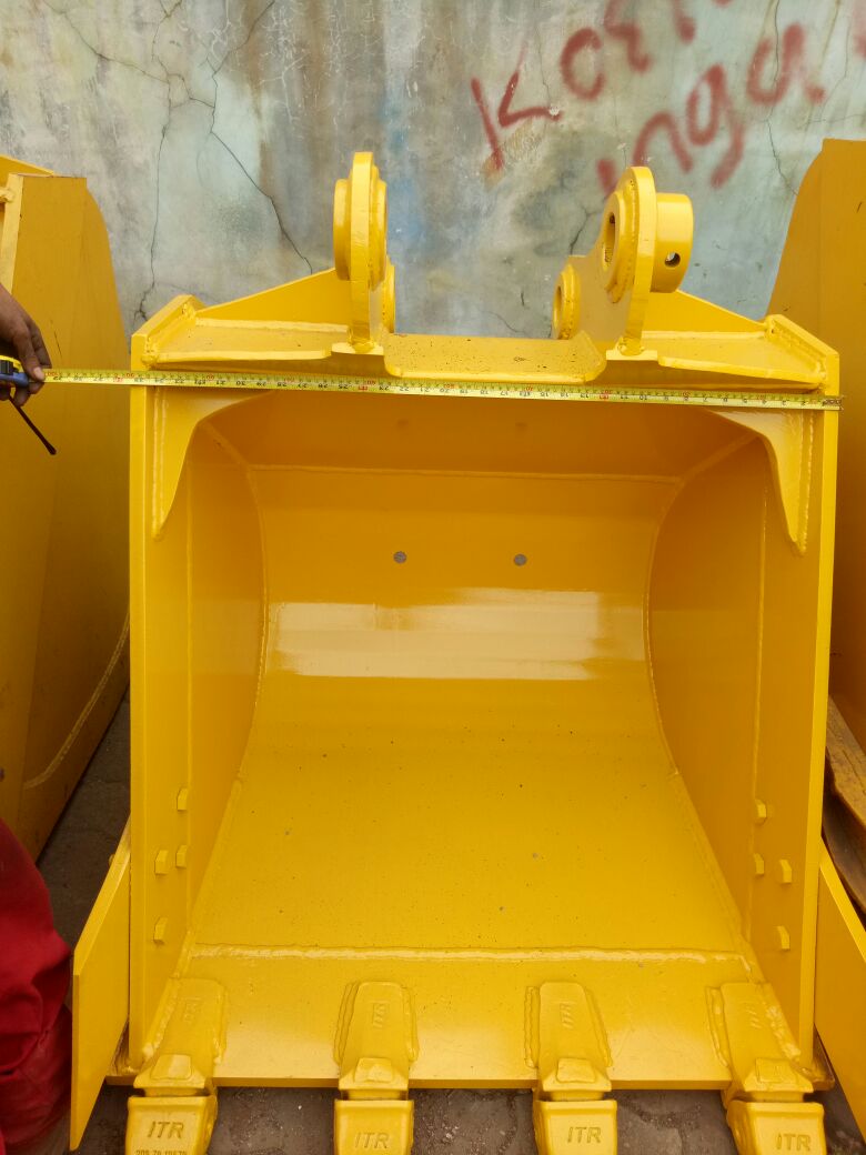 JUAL SPARE PART BUCKET KOMATSU PC200